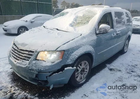 2008 Chrysler Town & Country Limited z USA, uszkodzony, nr VIN 2A8HR64X28R717982